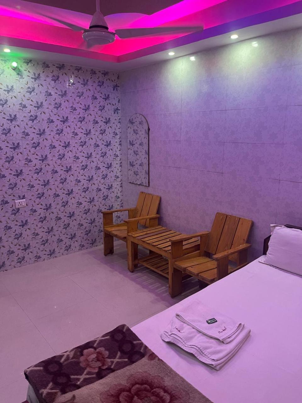 Lodge Babul 콜카타 외부 사진